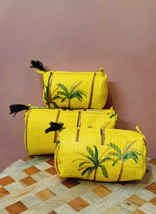 Set of 3 cosmetic bag/pouches with waterproof lining