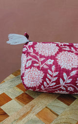 Set of 3 cosmetic bag/pouches with waterproof lining