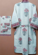 Gift Box – 1 Unisex Bathrobe, 1 Bath Towel, 2 hand Towels