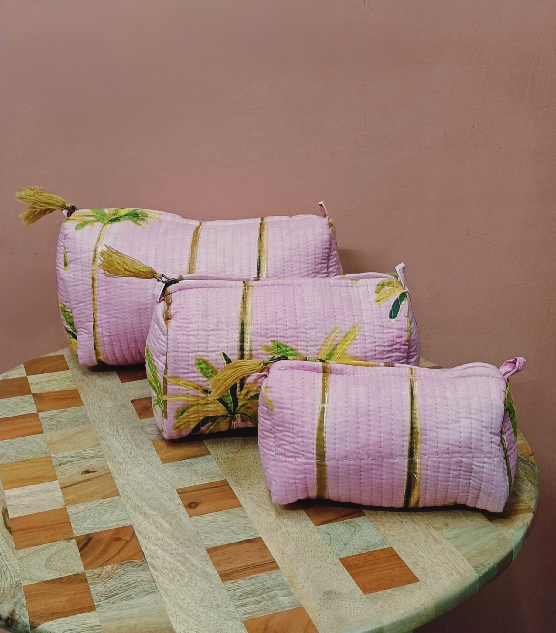 Set of 3 cosmetic bag/pouches with waterproof lining