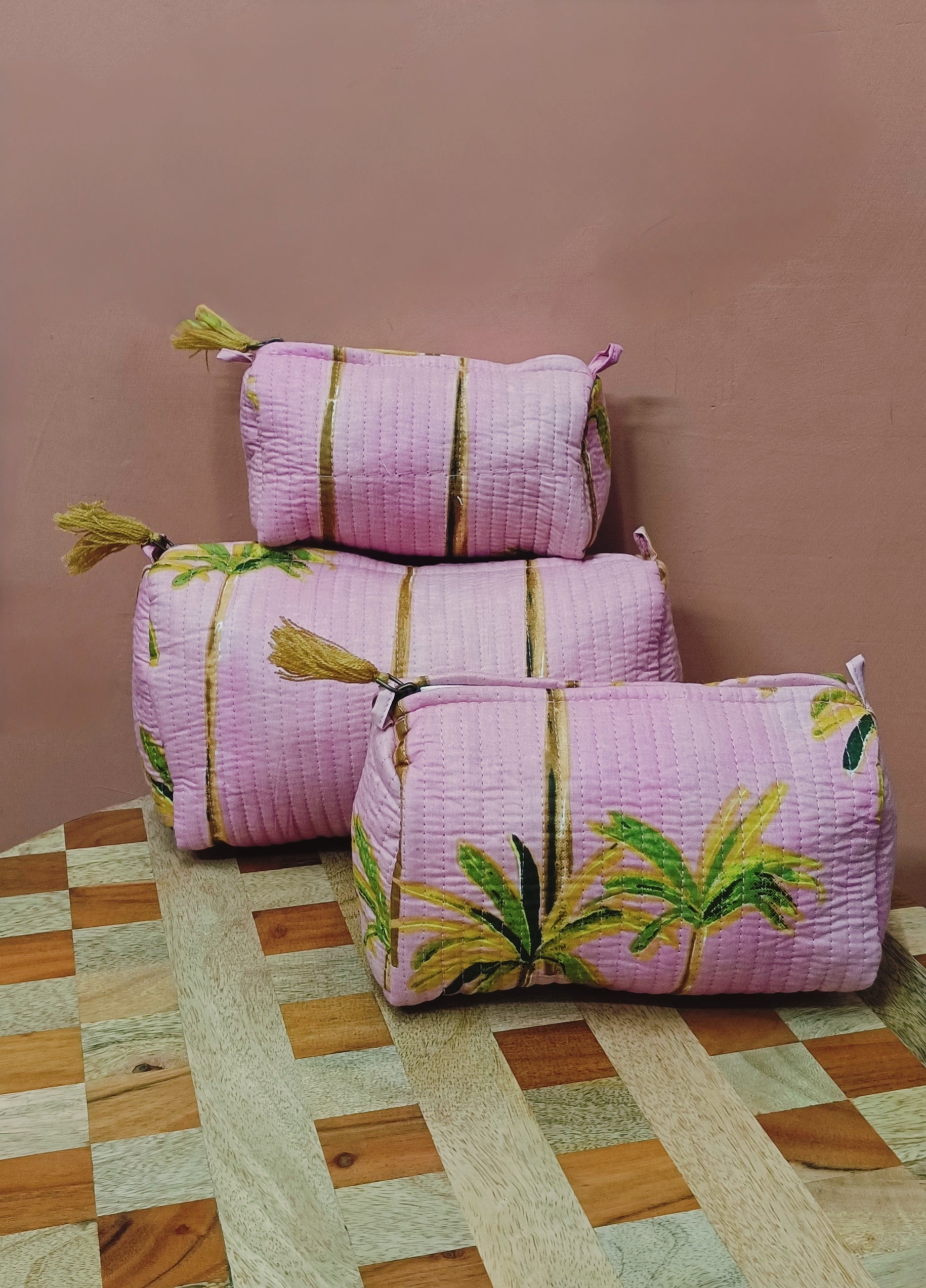 Set of 3 cosmetic bag/pouches with waterproof lining