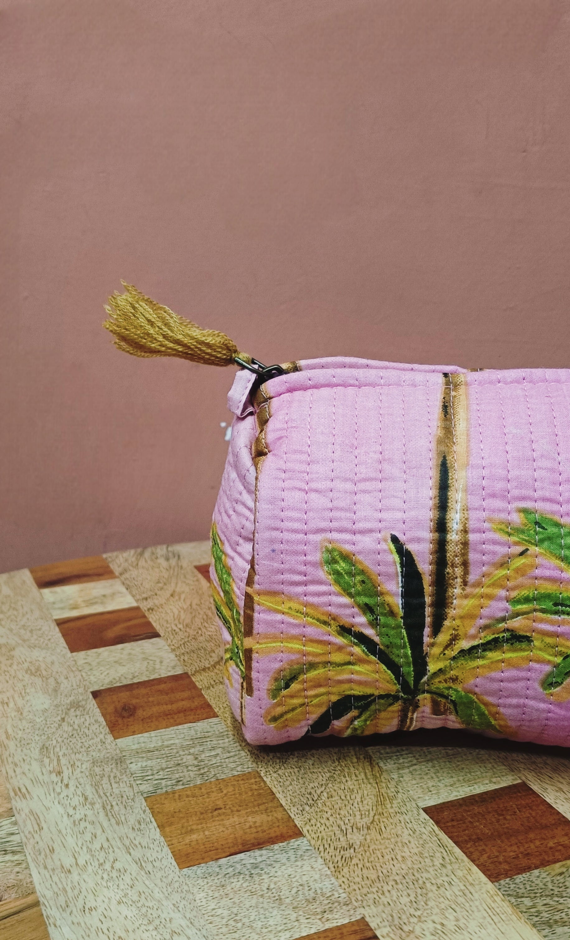 Set of 3 cosmetic bag/pouches with waterproof lining