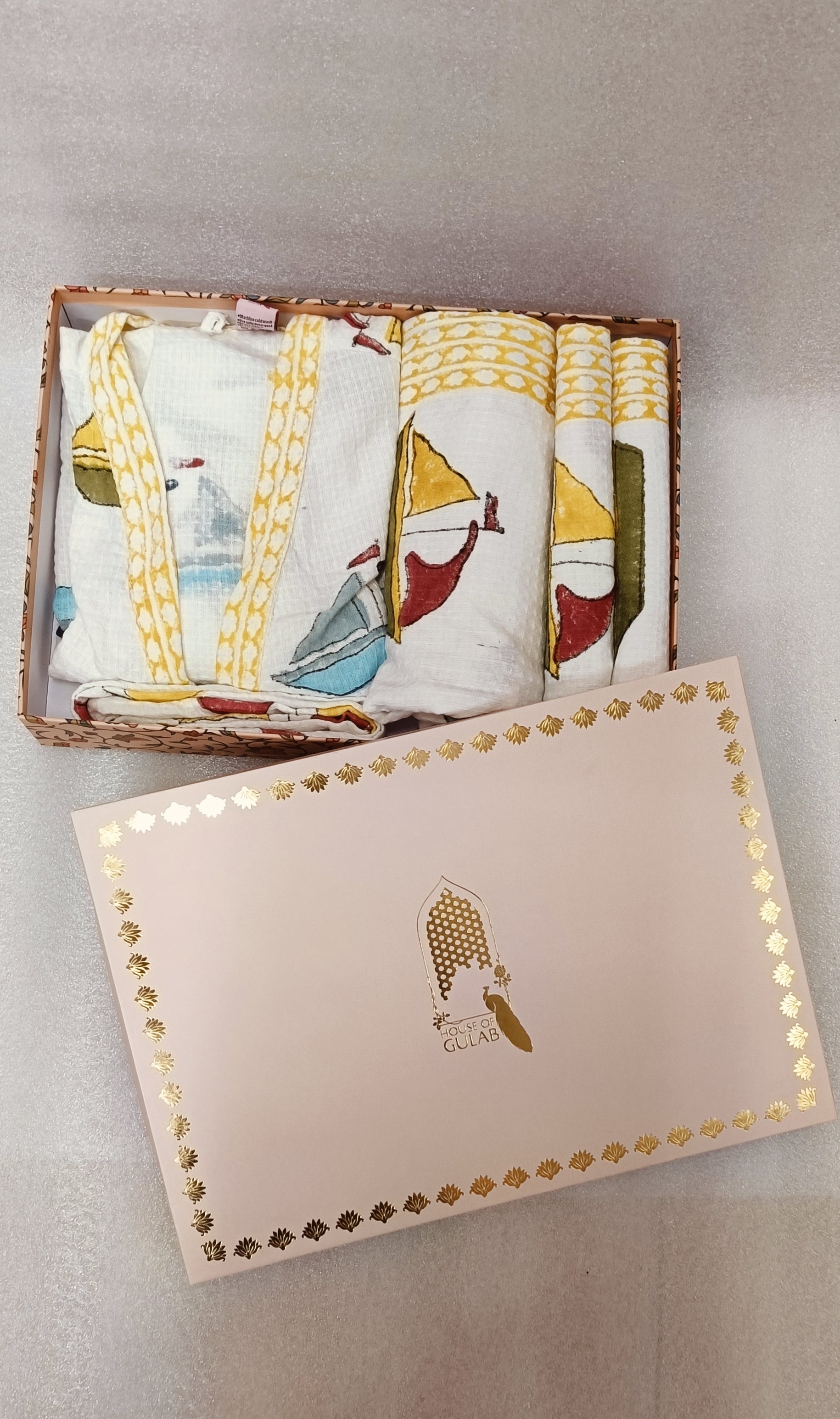 Handblock Printed Waffle Cotton Bathrobe Gift Box for Kids (4-13 Years) – Includes Bath Towel & 2 Hand Towels