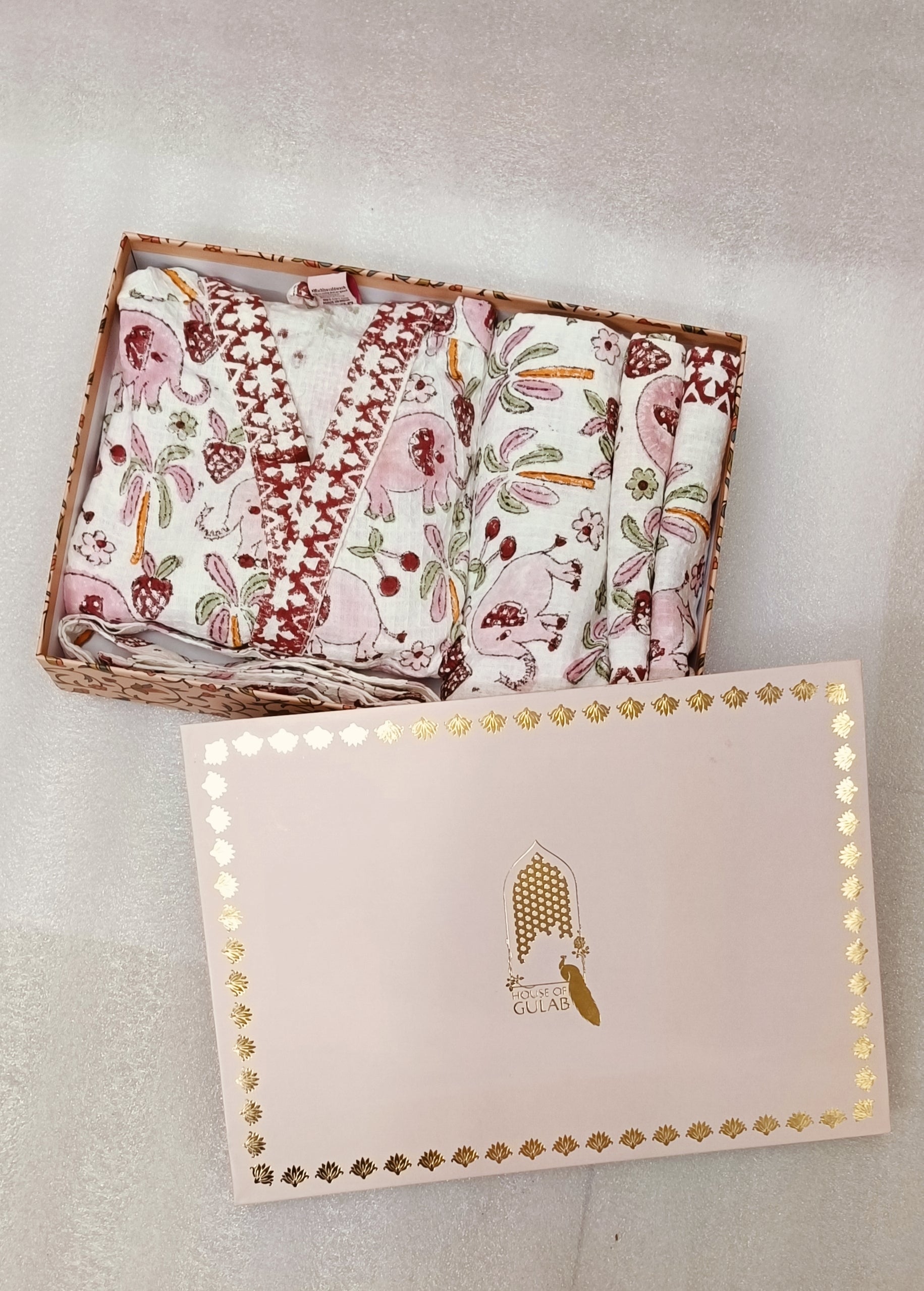 Handblock Printed Waffle Cotton Bathrobe Gift Box for Kids (4-13 Years) – Includes Bath Towel & 2 Hand Towels