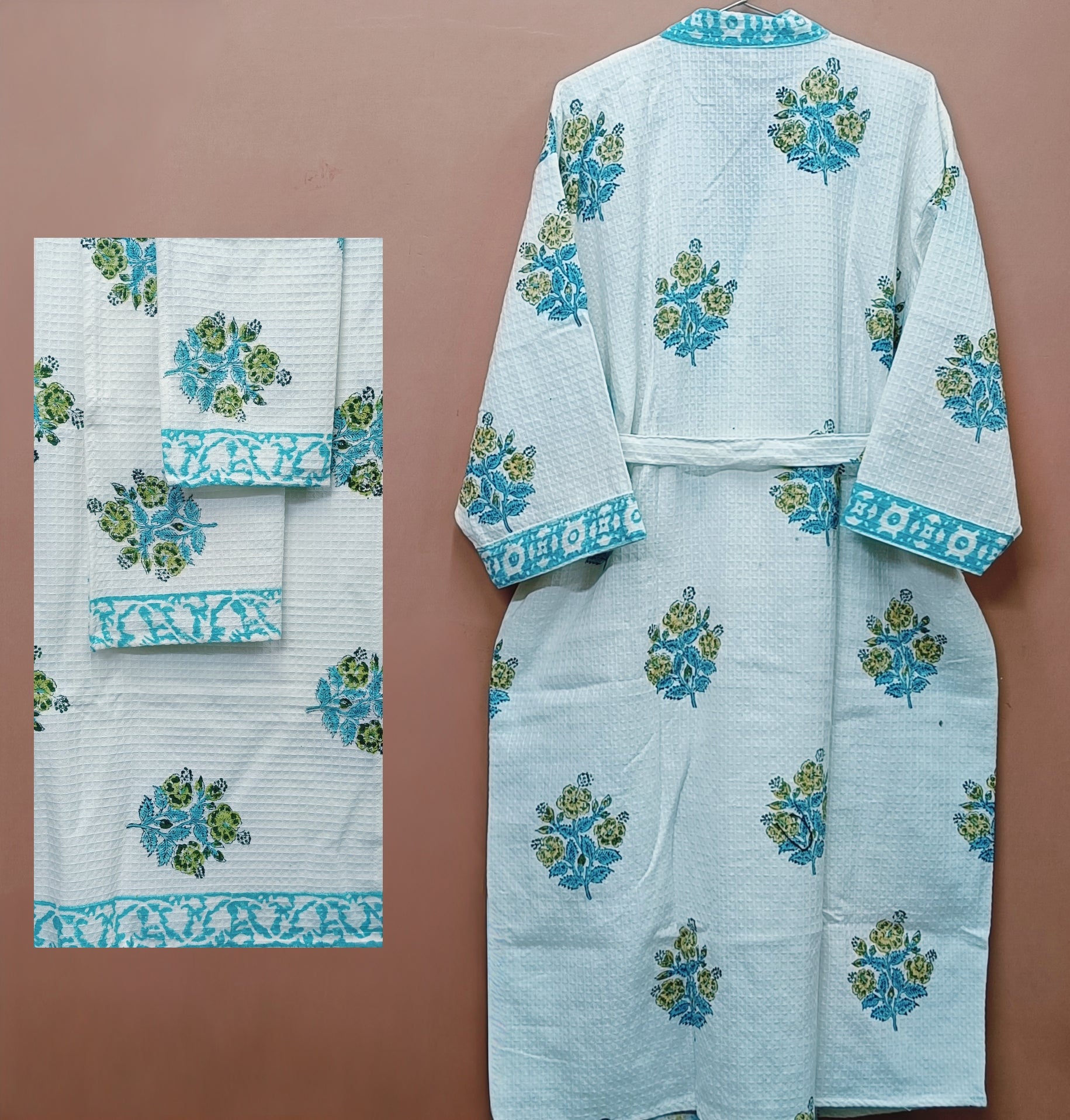 Gift Box – 1 Unisex Bathrobe, 1 Bath Towel, 2 hand Towels