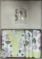 Gift Box – 1 Unisex Bathrobe, 1 Bath Towel, 2 hand Towels