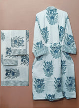 Gift Box – 1 Unisex Bathrobe, 1 Bath Towel, 2 hand Towels