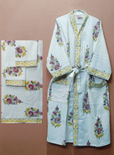 Gift Box – 1 Unisex Bathrobe, 1 Bath Towel, 2 hand Towels