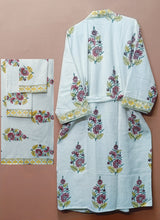 Gift Box – 1 Unisex Bathrobe, 1 Bath Towel, 2 hand Towels