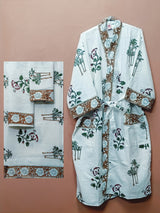 Gift Box – 1 Unisex Bathrobe, 1 Bath Towel, 2 hand Towels
