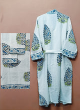 Gift Box – 1 Unisex Bathrobe, 1 Bath Towel, 2 hand Towels