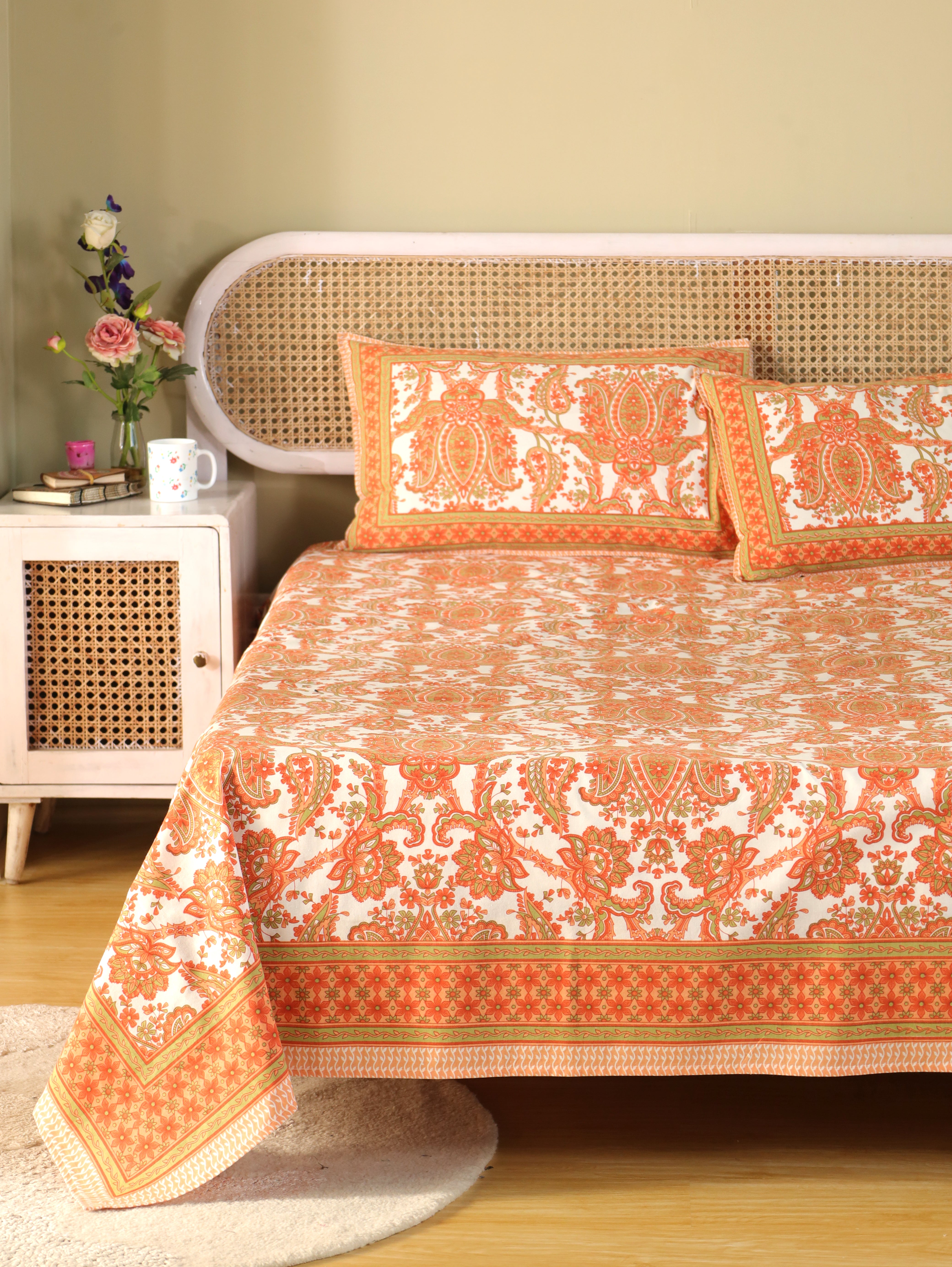 Diwali Gift Box – Premium Super King Cotton Bedsheet, 2 Rakhi & 6 Beaded Coasters