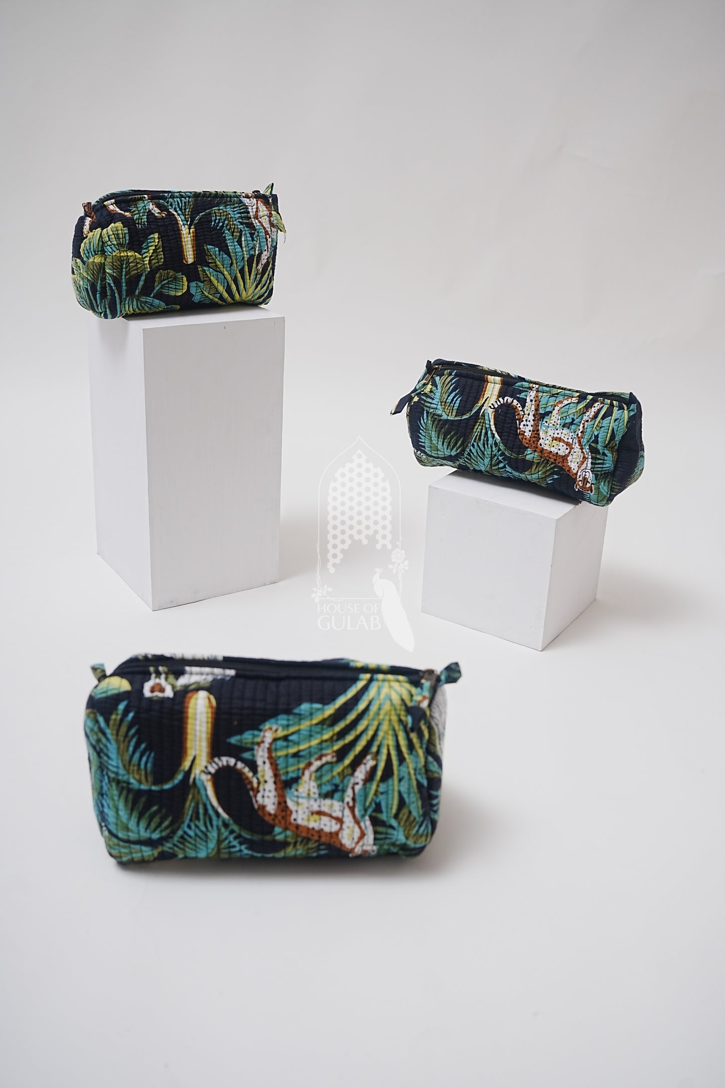 Set of 3 cosmetic bag/pouches with waterproof lining