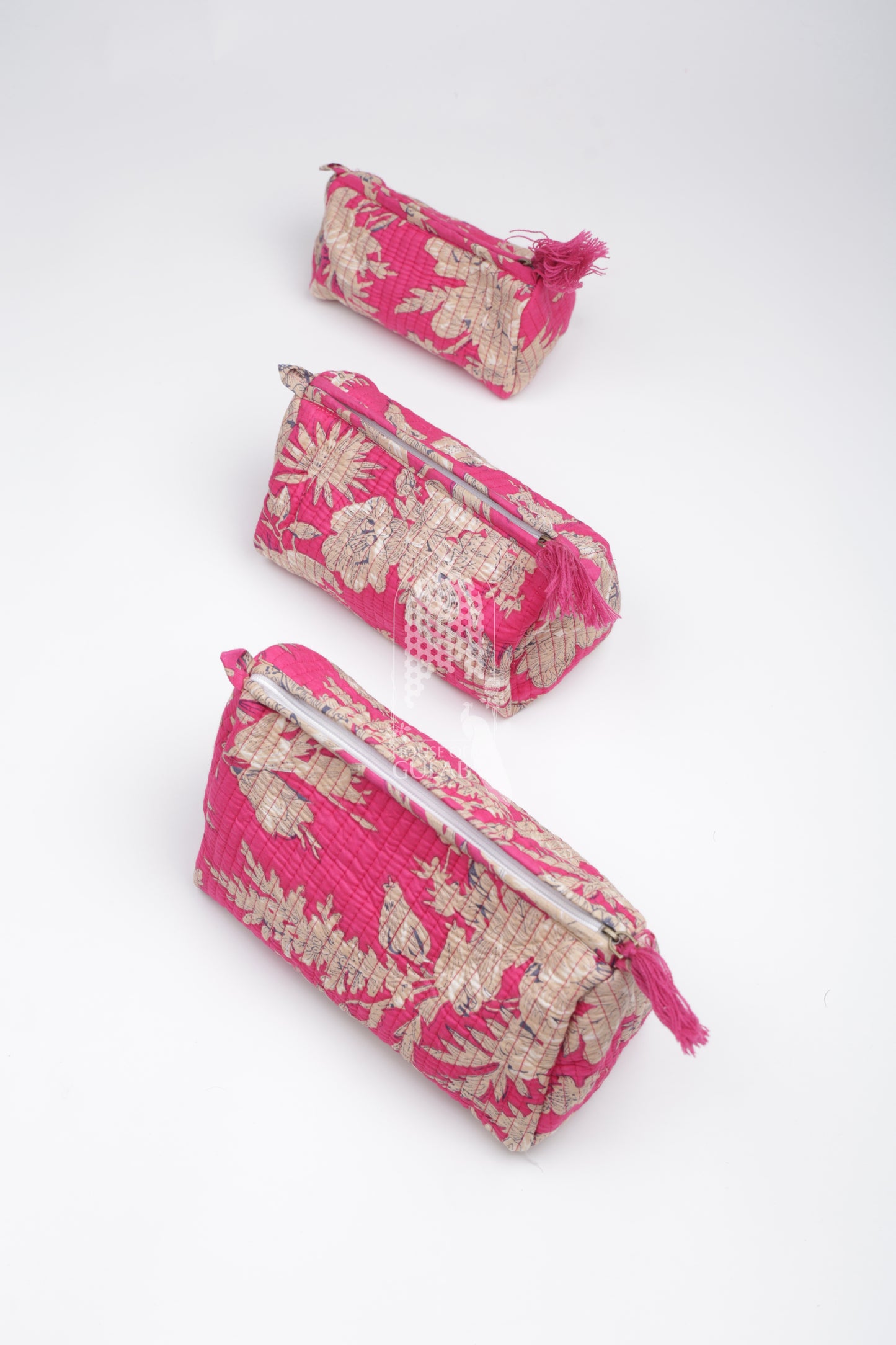 Set of 3 cosmetic bag/pouches with waterproof lining