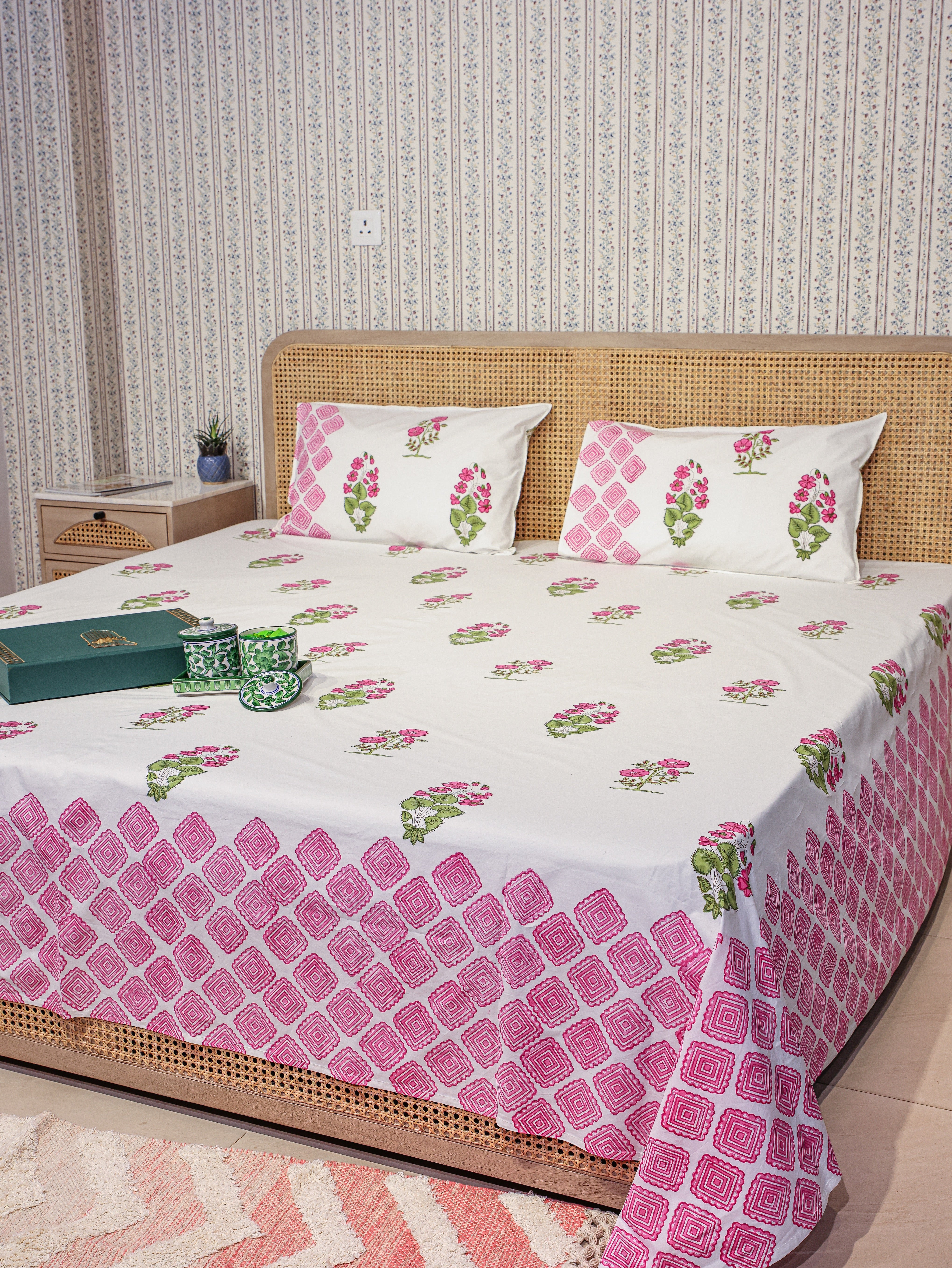Premium Percale Cotton Super King Bedsheet with 2 Pillow Covers