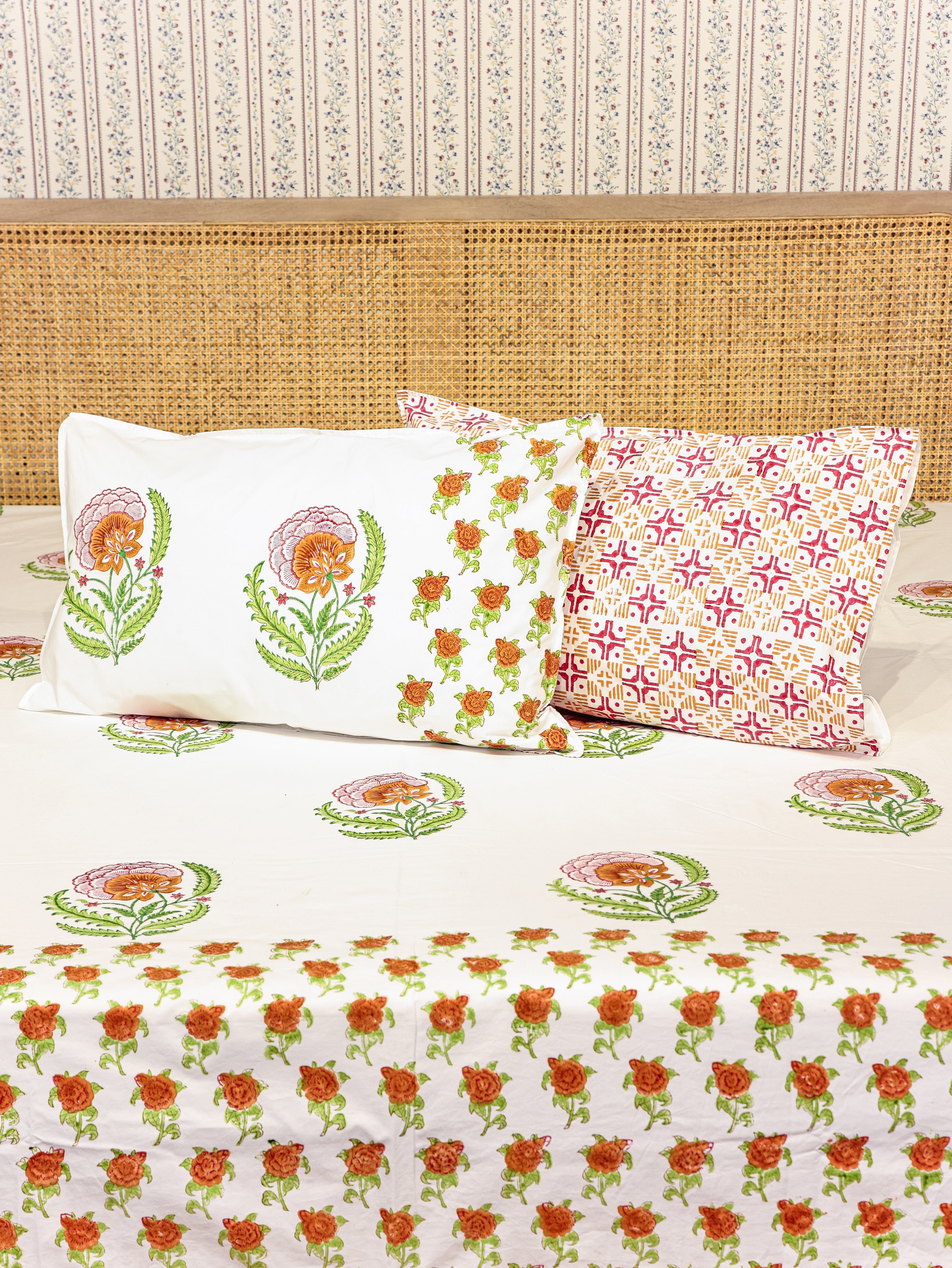 Premium Percale Cotton Super King Bedsheet with 2 Pillow Covers