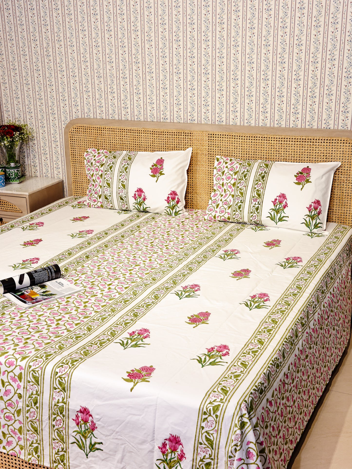 Premium Percale Cotton Super King Bedsheet with 2 Pillow Covers