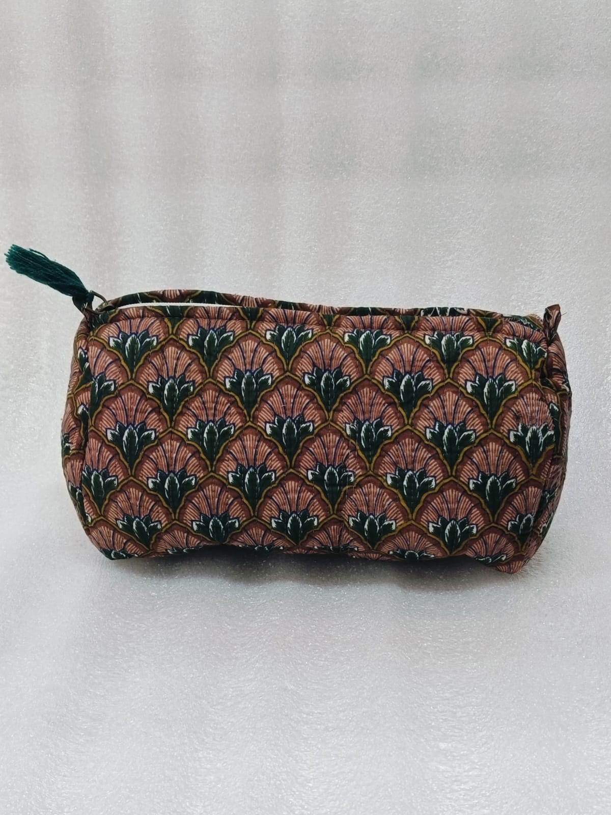 Set of 3 cosmetic bag/pouches with waterproof lining