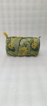 Set of 3 cosmetic bag/pouches with waterproof lining