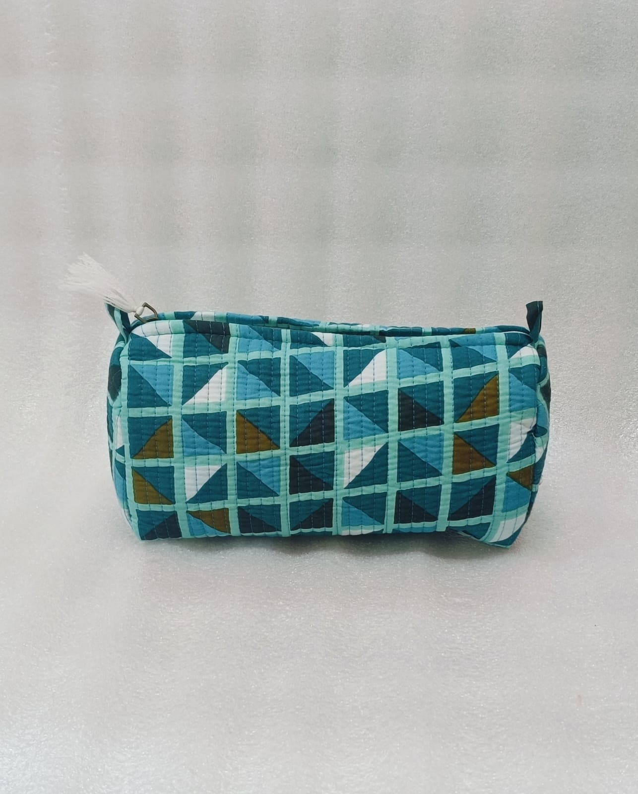 Set of 3 cosmetic bag/pouches with waterproof lining