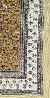 Double King Bedsheet with 2 Pillow Covers