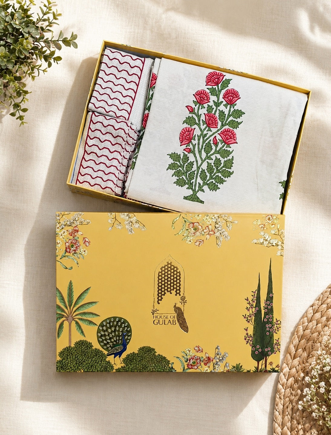 Hand Printed Bedsheet Super King Size Gift Box | 1 Super King Double Bedsheet with 2 Pillow Covers