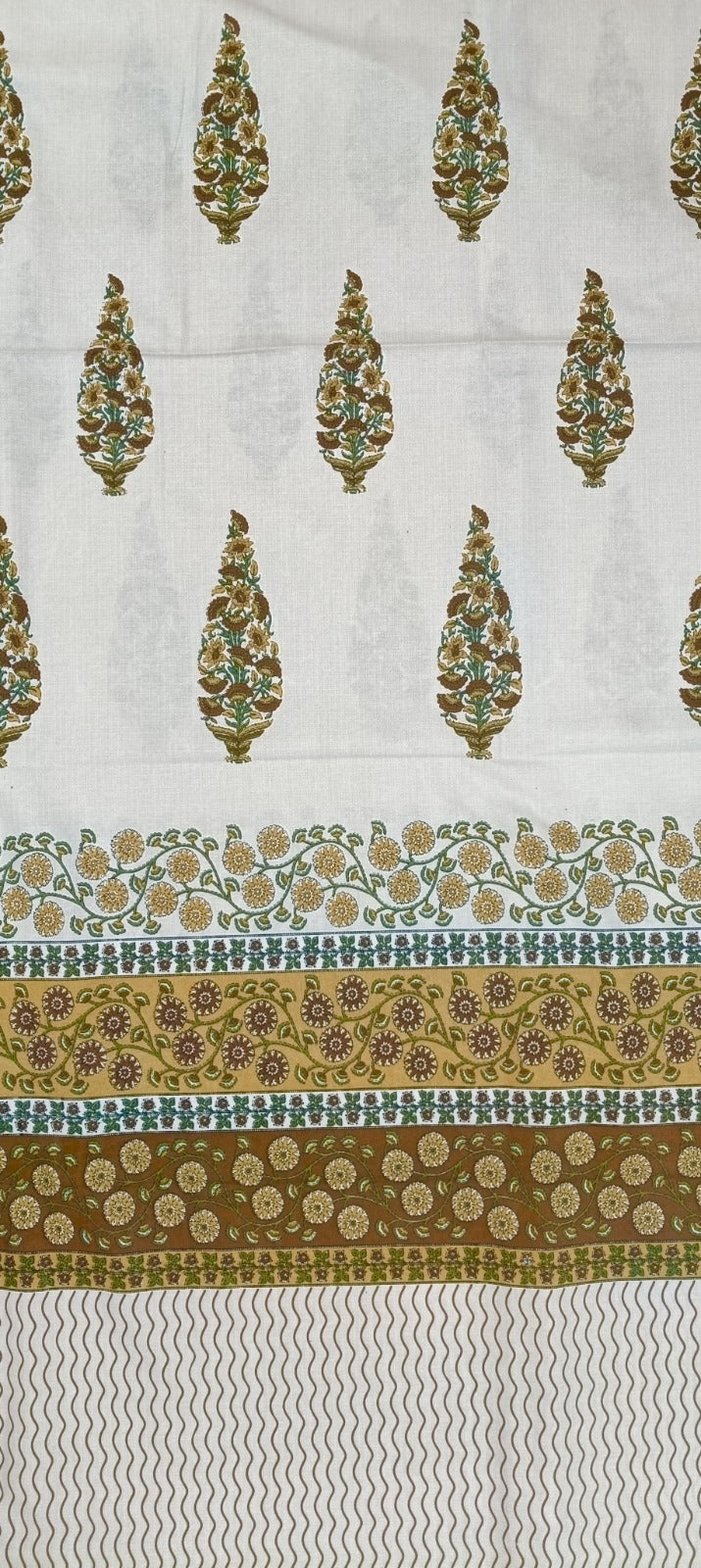 Hand Printed Bedsheet Super King Size Gift Box | 1 Super King Double Bedsheet with 2 Pillow Covers