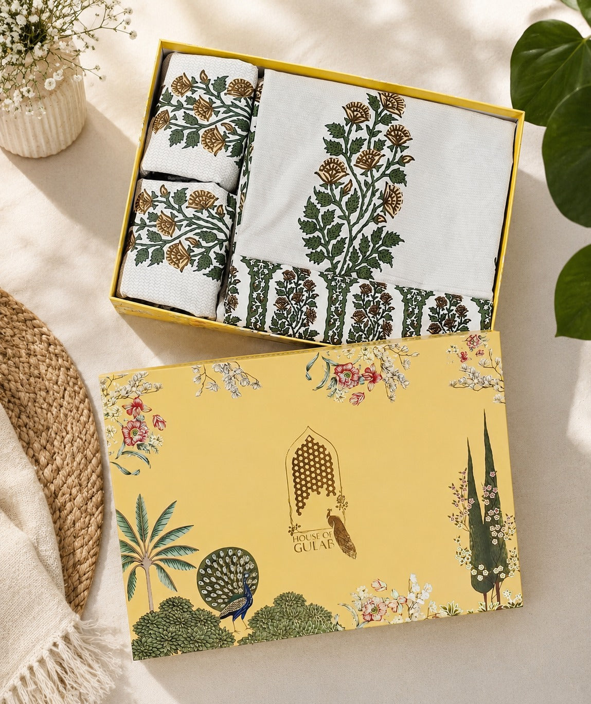 Hand Printed Bedsheet Super King Size Gift Box | 1 Super King Double Bedsheet with 2 Pillow Covers
