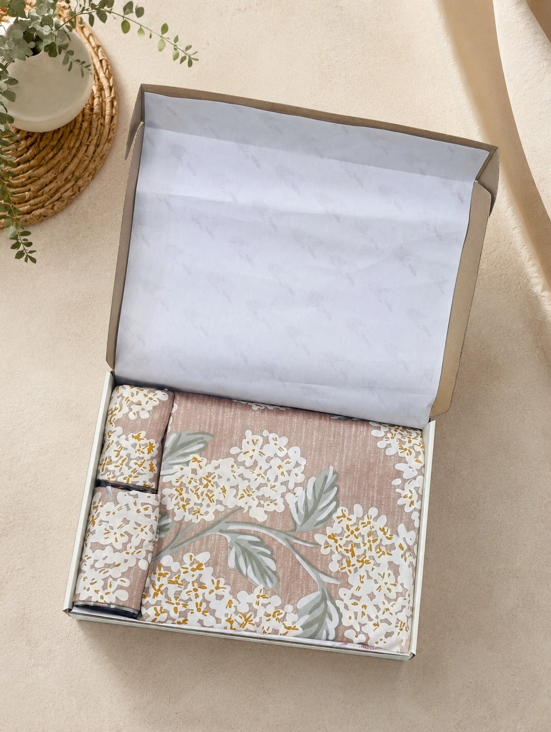 Bedsheet Value Gift Box | 1 Double Bedsheet & 2 Pillow Covers