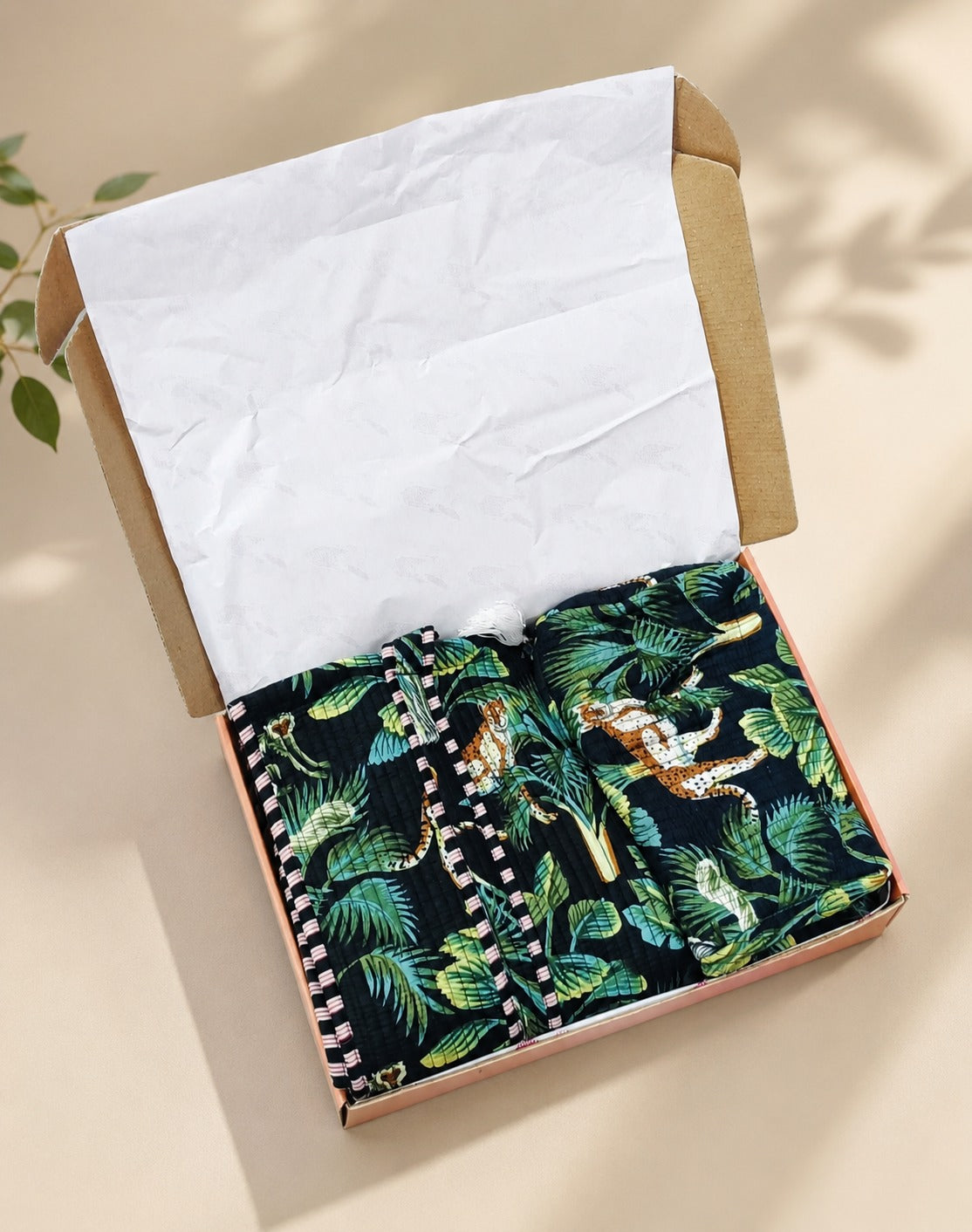 Stylish Tote Bag with 3 Coordinated Utility Pouches with Gift Box