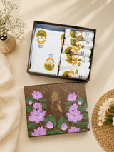 Gift Box with Handblock Printed Canvas Cotton Table Runner & Set Of 6 Mats