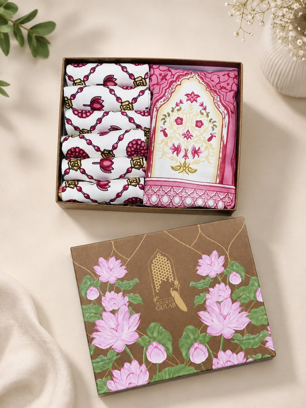 Gift Box with Handblock Printed Canvas Cotton Table Runner & Set Of 6 Mats