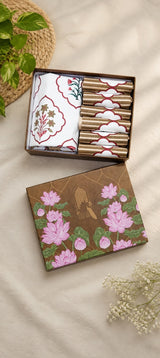 Gift Box with Handblock Printed Canvas Cotton Table Runner & Set Of 6 Mats