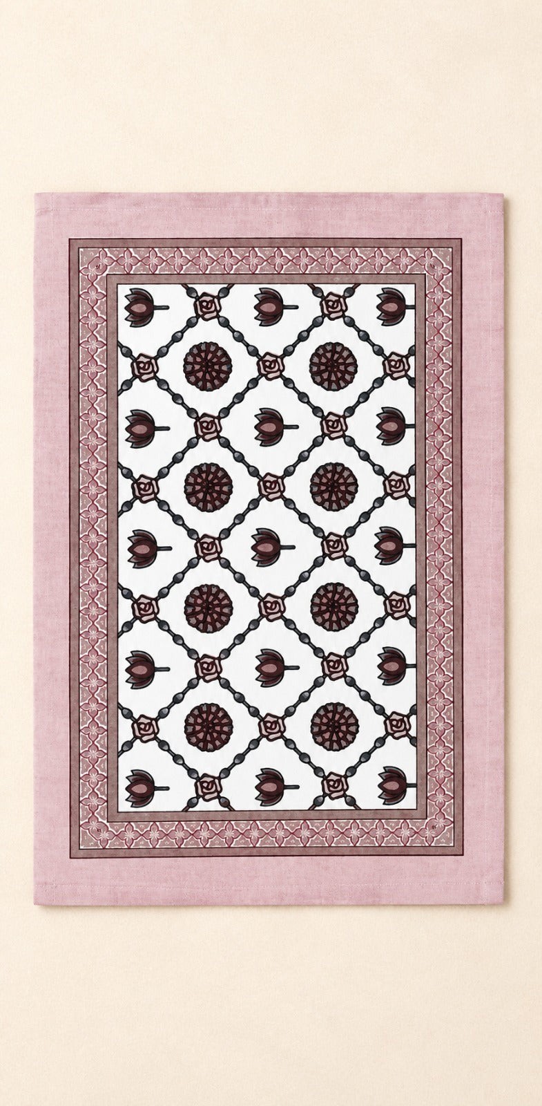 Gift Box with Handblock Printed Canvas Cotton Table Runner & Set Of 6 Mats