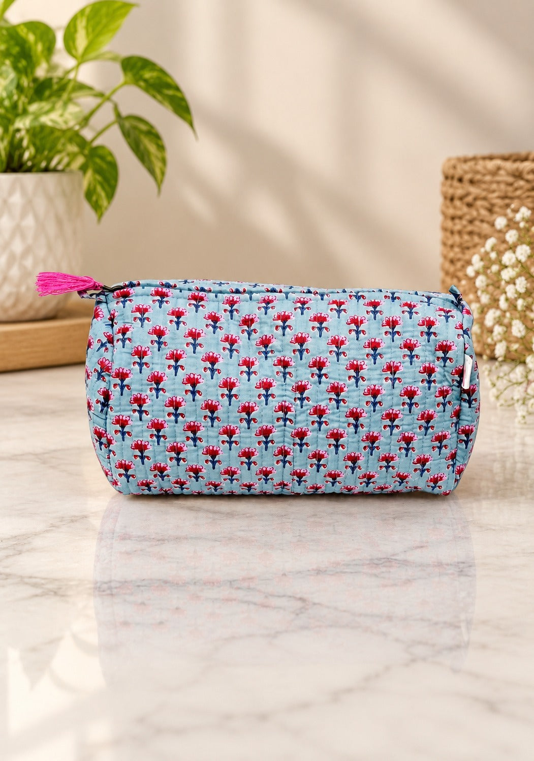 Set of 3 cosmetic bag/pouches with waterproof lining
