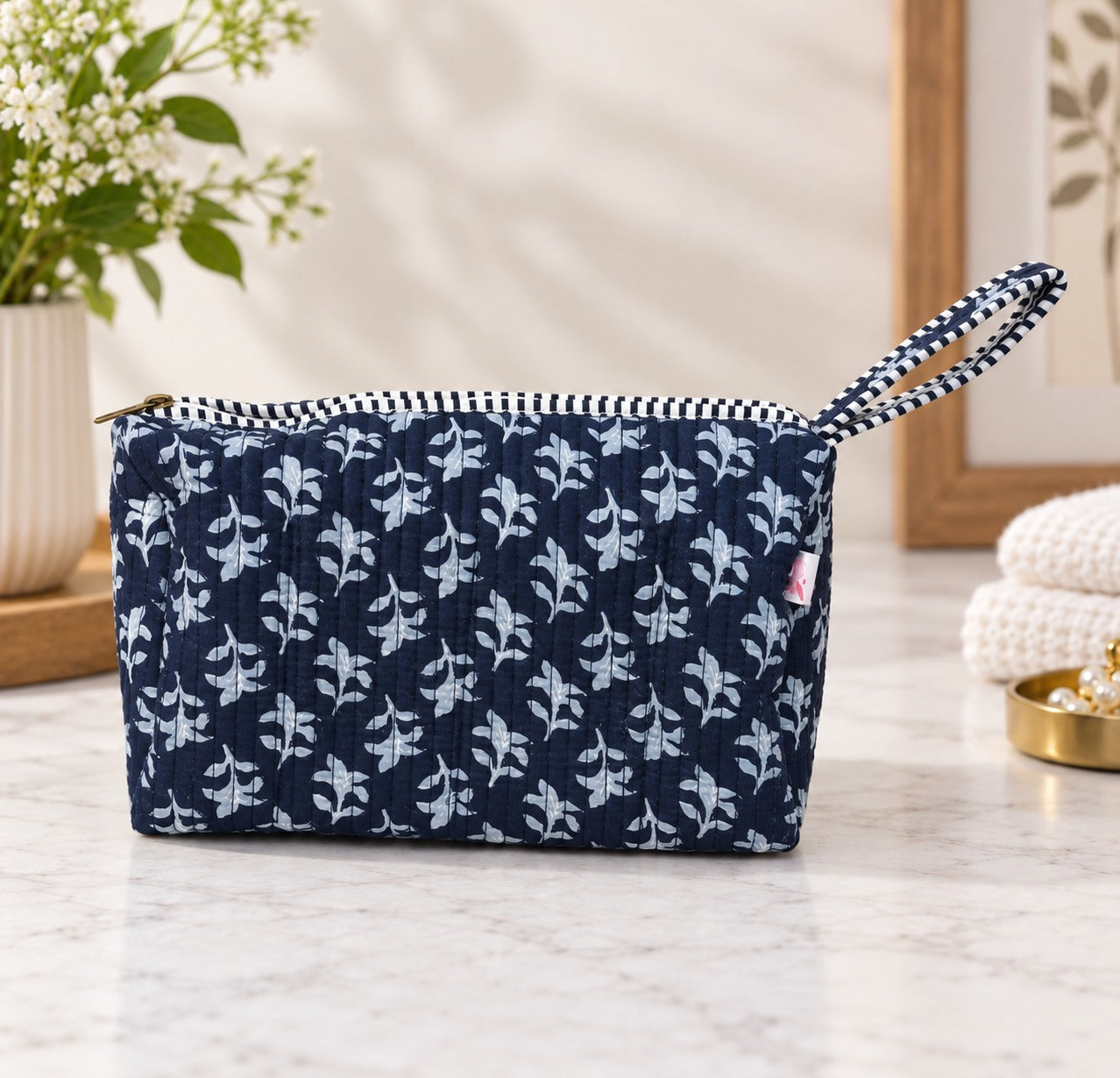 Dyson Airwrap Organiser – Quilted Travel Case