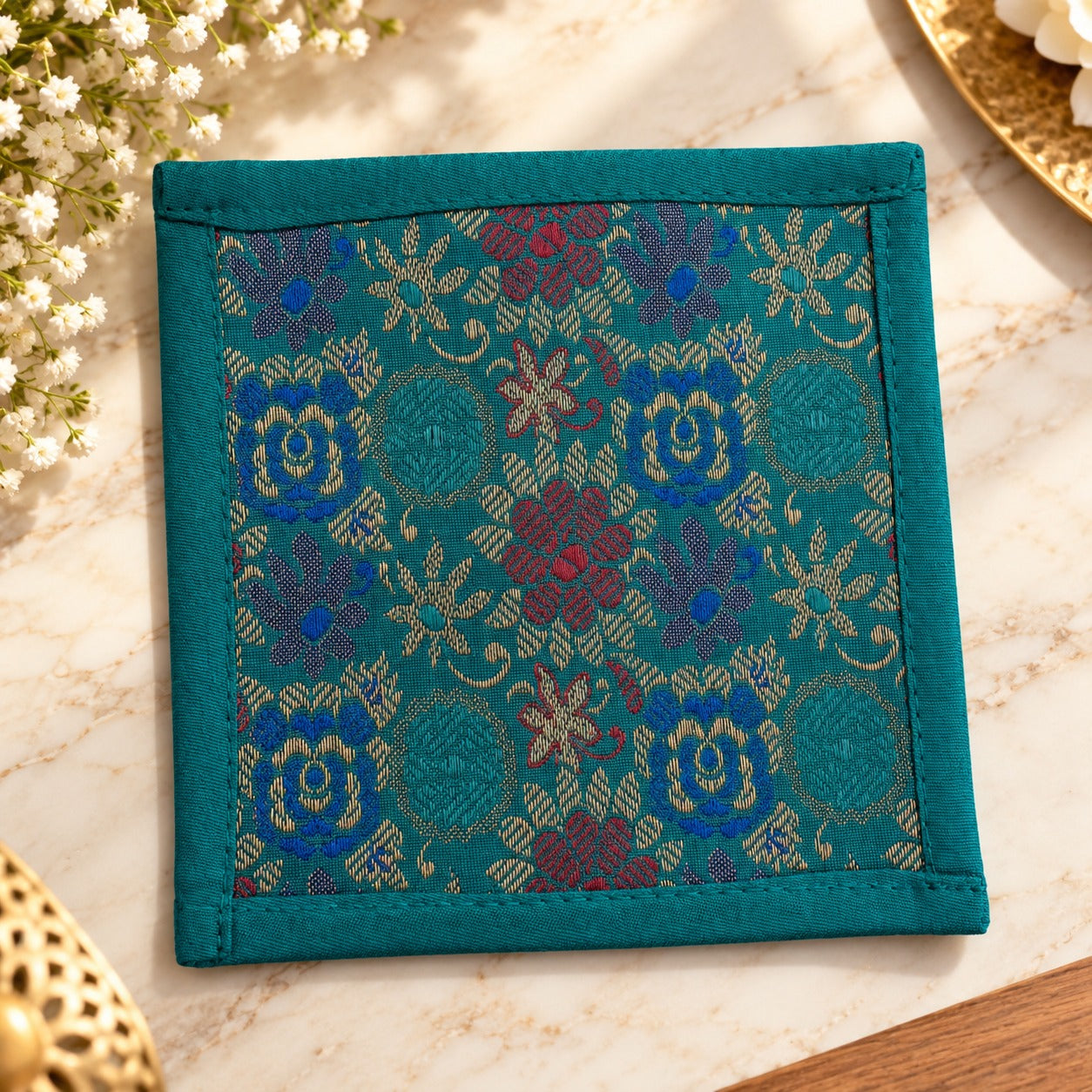 Gift Box with Banarasi Zari Table Runner, Set Of 6 Mats, 6 coaster