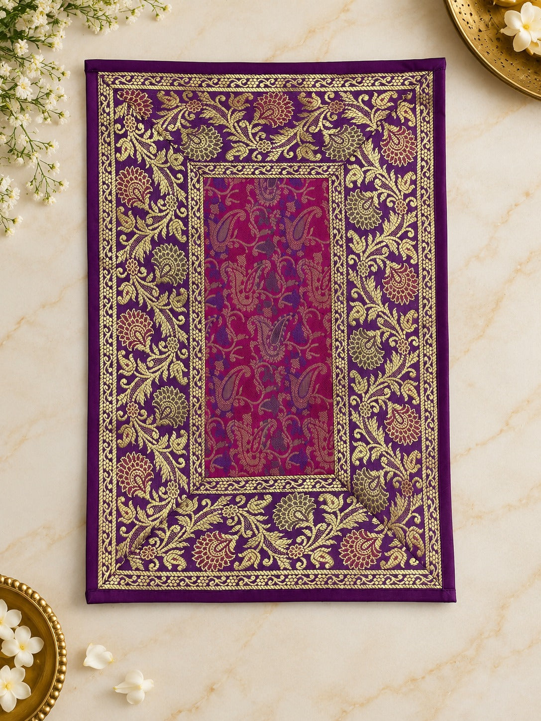 Gift Box with Banarasi Zari Table Runner, Set Of 6 Mats, 6 coaster
