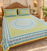 Double King Bedsheet with 2 Pillow Covers