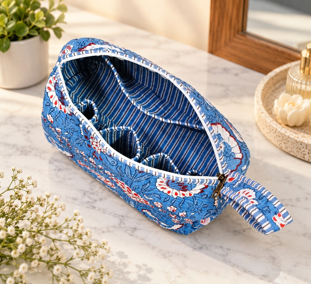Dyson Airwrap Organiser – Quilted Travel Case