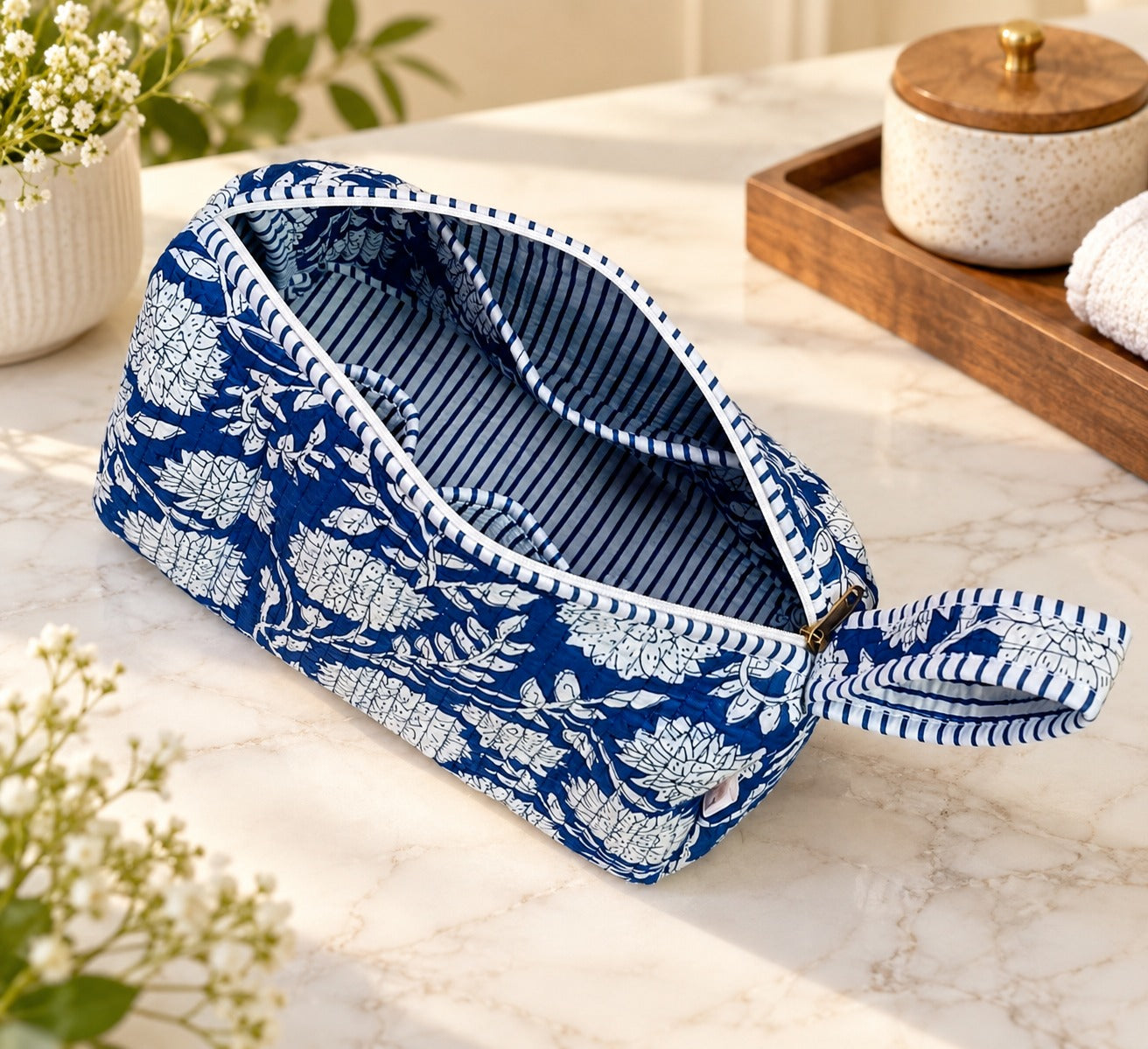 Dyson Airwrap Organiser – Quilted Travel Case