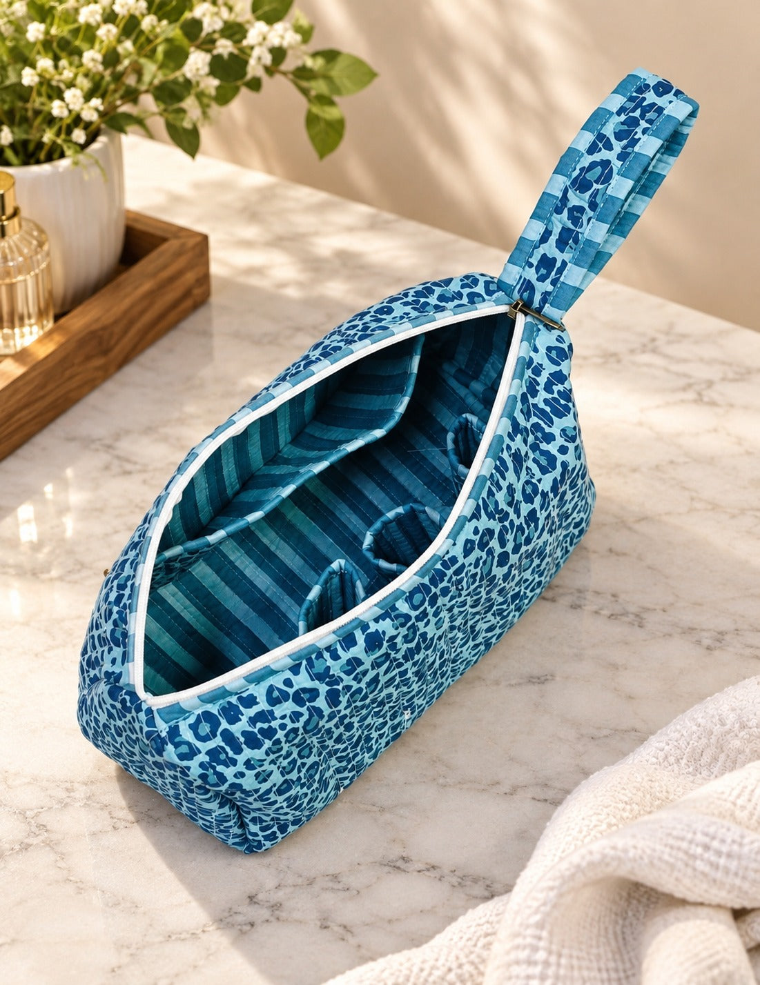Dyson Airwrap Organiser – Quilted Travel Case