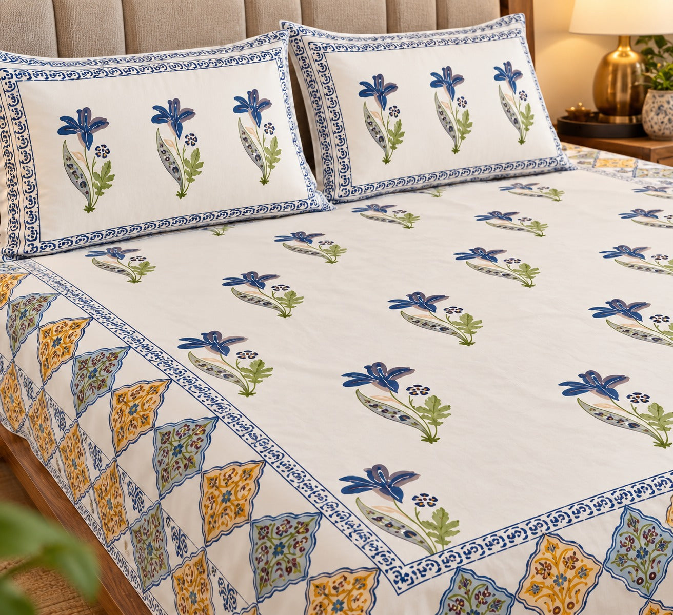 Cotton Super King Handblock Print Bedsheet with 2 Pillow Covers