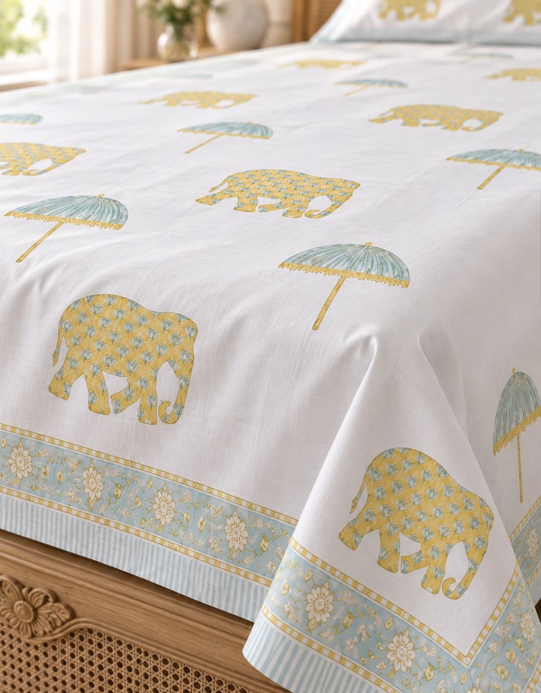 Cotton Super King Handblock Print Bedsheet with 2 Pillow Covers