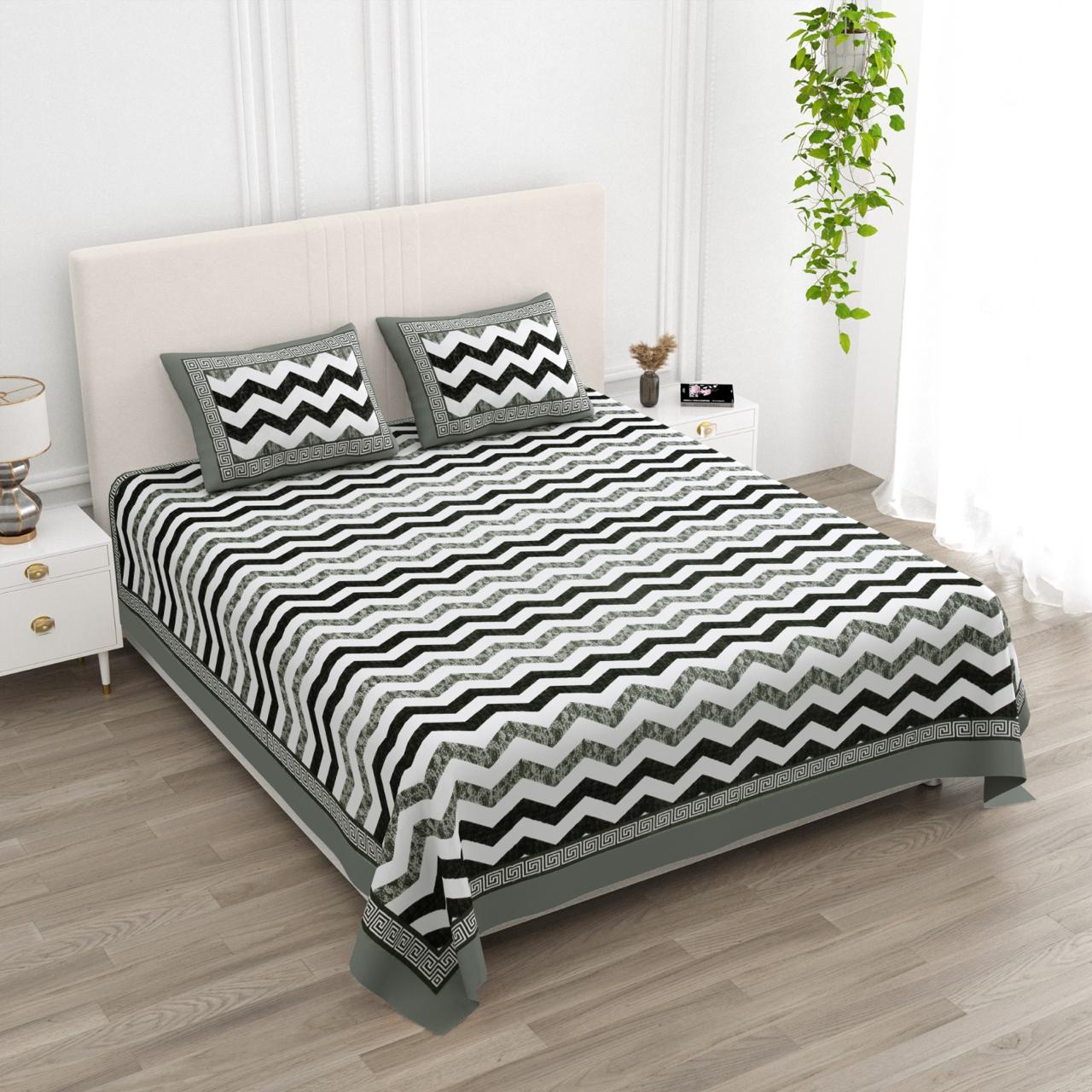 Floral Print Double King Bedsheet with 2 Pillow Covers