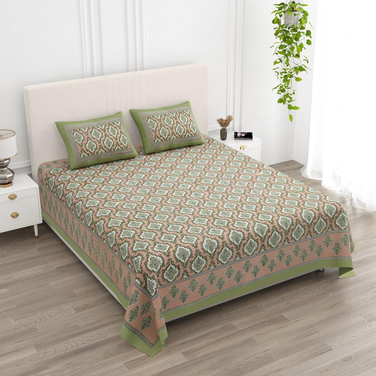 Floral Print Double King Bedsheet with 2 Pillow Covers