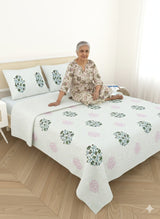 Quilted Floral Printed Reversible Bedcover with 2 Pillow Covers