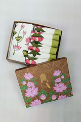 Diwali Gift Box with Handblock Printed Canvas Cotton Table Runner & Set Of 6 Mats