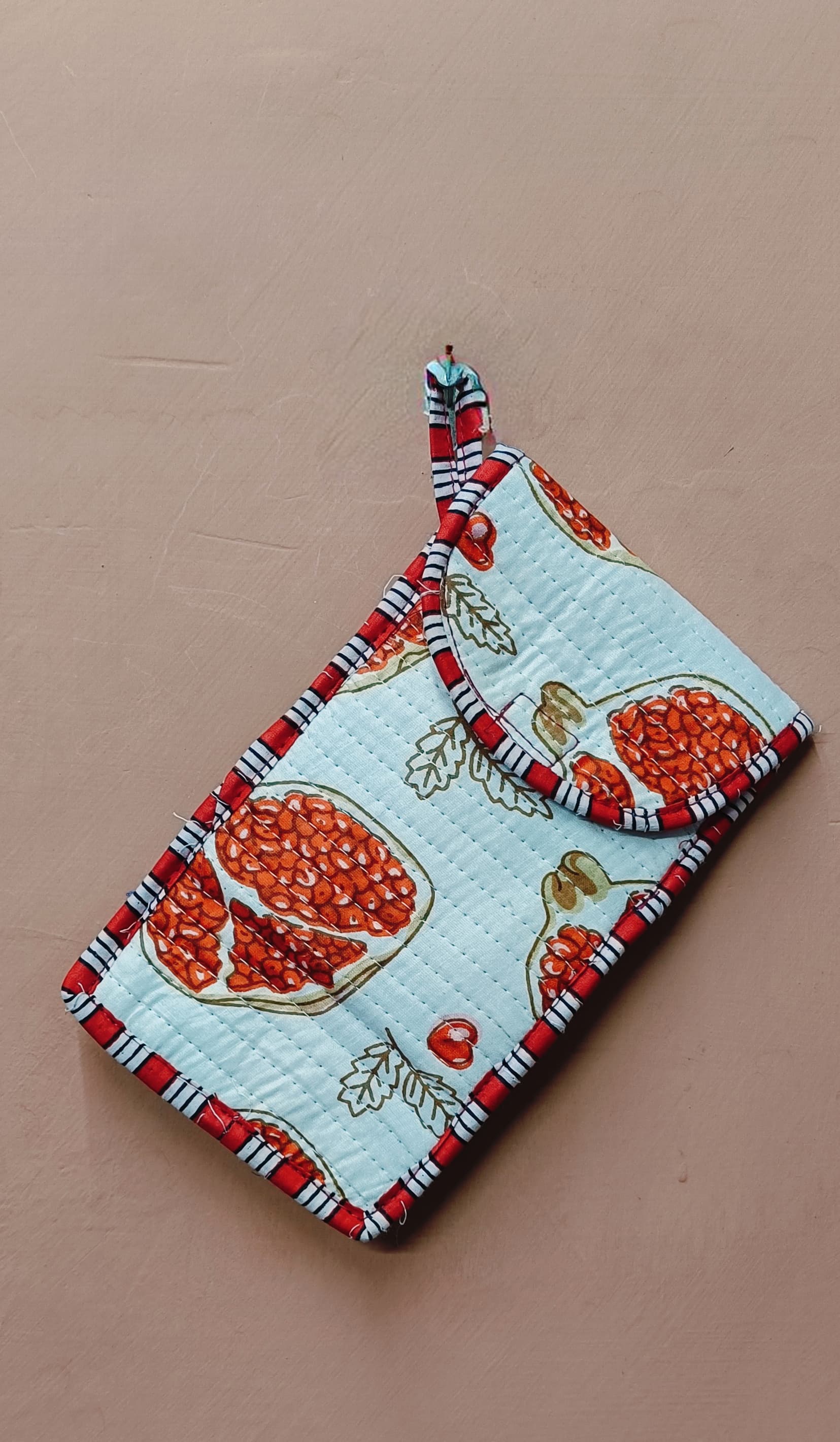 Assorted Sunglasses Pouch - Freebie Offer