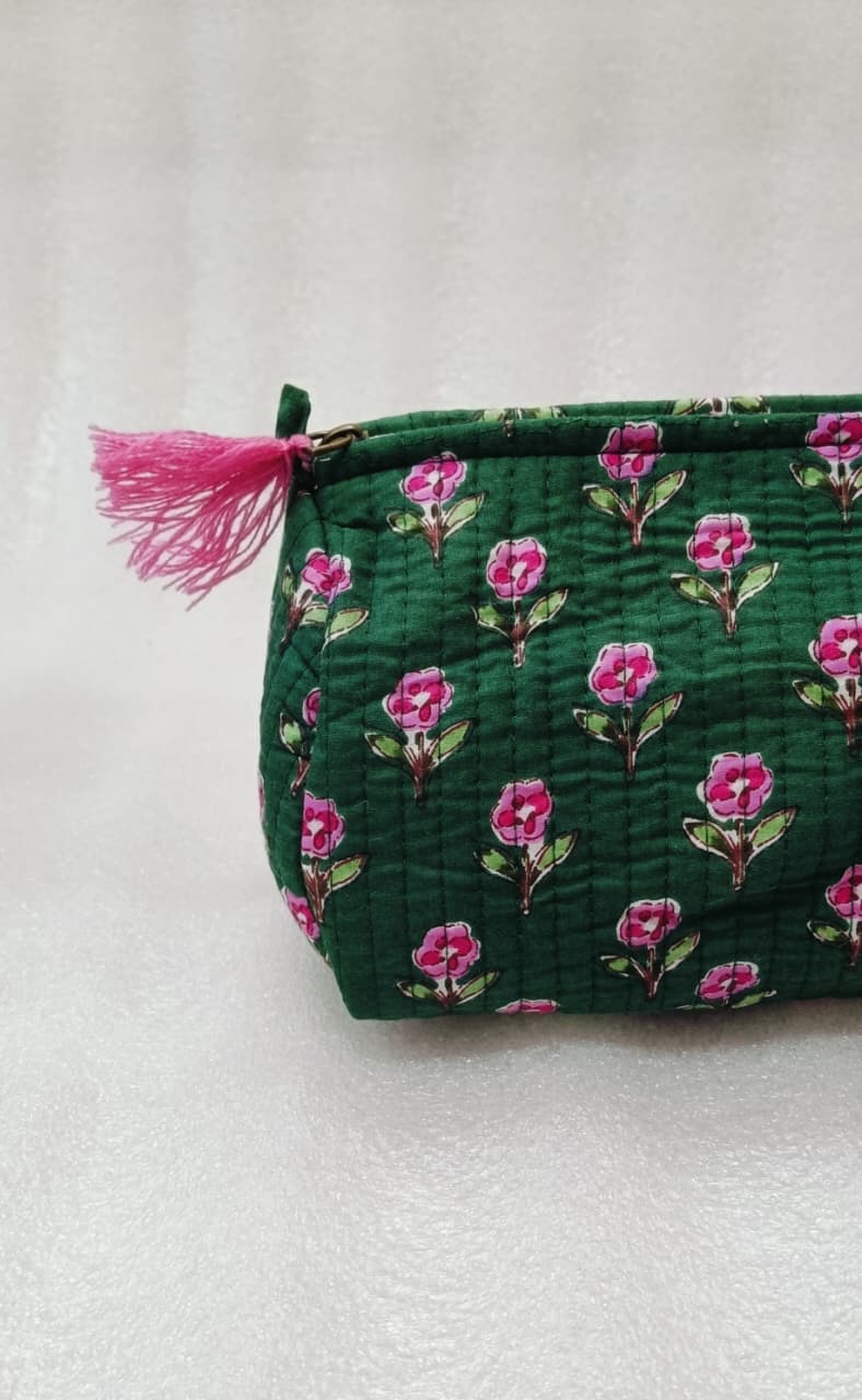 Set of 3 cosmetic bag/pouches with waterproof lining